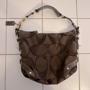 Coach Bag - Carly Signature Hobo bag
